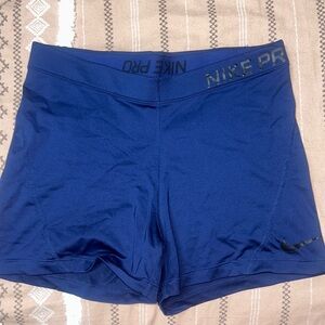 Nike-Pro Shorts